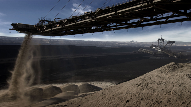 Running resistance analysis of conveying machinery traction components Running resistance analysis of conveying machinery traction components